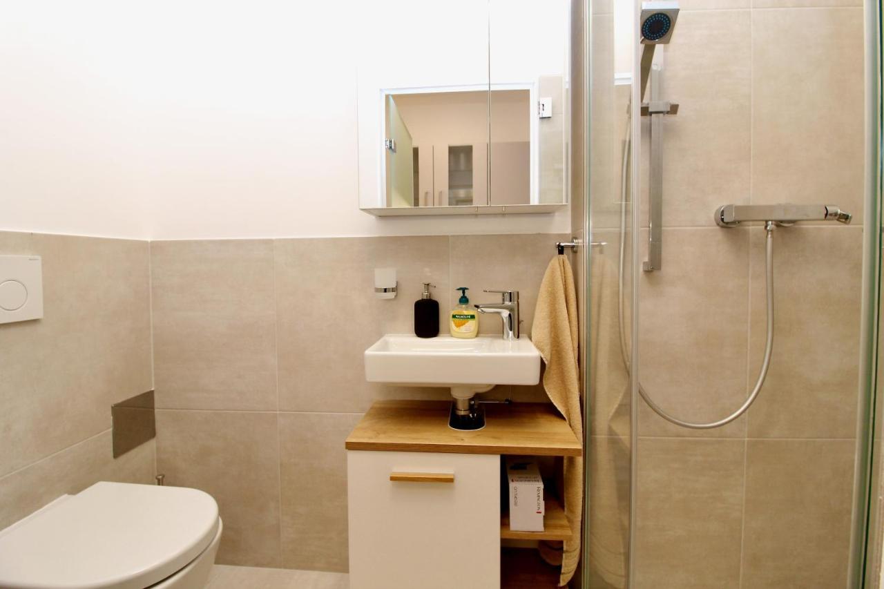 Central Studio Work And Travel Wien Exteriör bild
